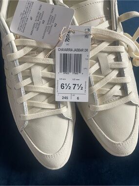 Jabbar DR Women's Sneakers — Cream